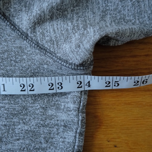 The North Face Heather Gray Crewneck Sweatshirt Mens XL Cotton Blend Base Layer - Picture 5 of 8